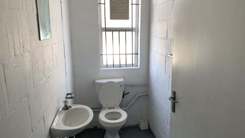 To Let commercial Property for Rent in Milnerton Central Western Cape